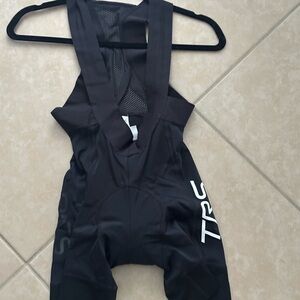 Tres Pinas black cycling bib